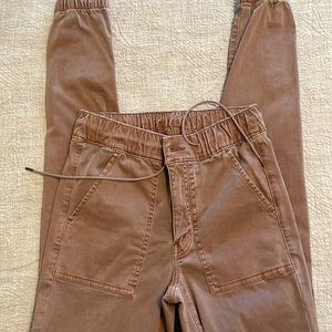 Women’s American eagle pants size 6 x-long